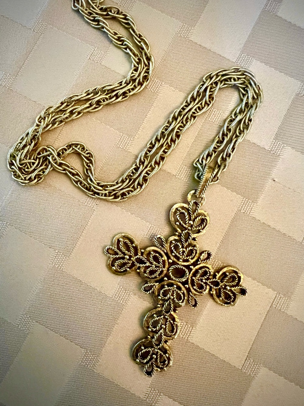 Trifari Gold-Tone Crown
Over T Ornate Cross
Pendant and Chain Stamped